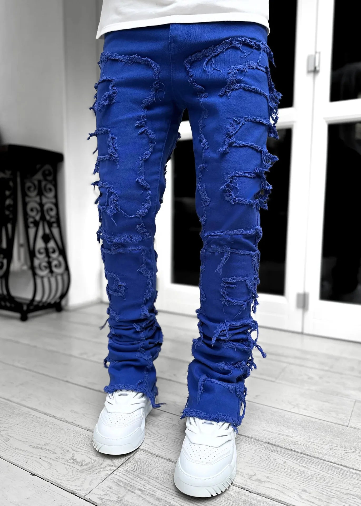 Men's Regular Fit Distressed Stacked Jeans